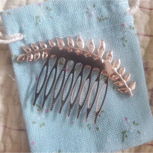 Bridal + formal Gold Crystal Wedding hair comb hair piece for updos- New​​ - Picture 7 of 11